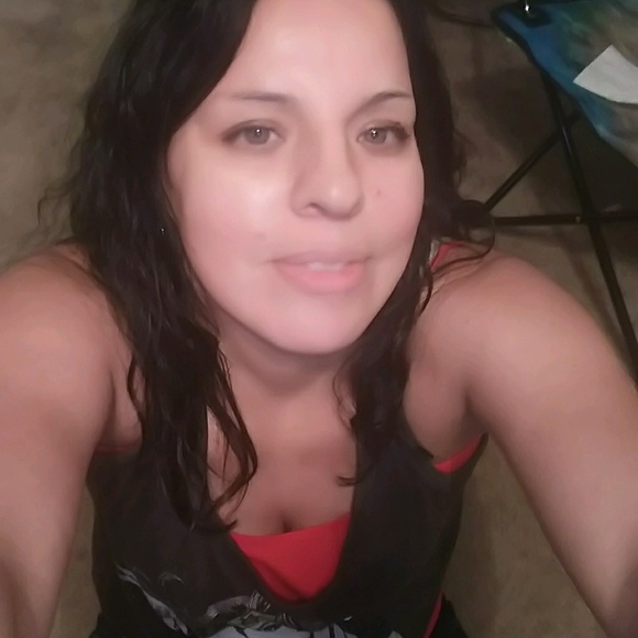 Meet your Posher, Celita - Picture 1 of 1